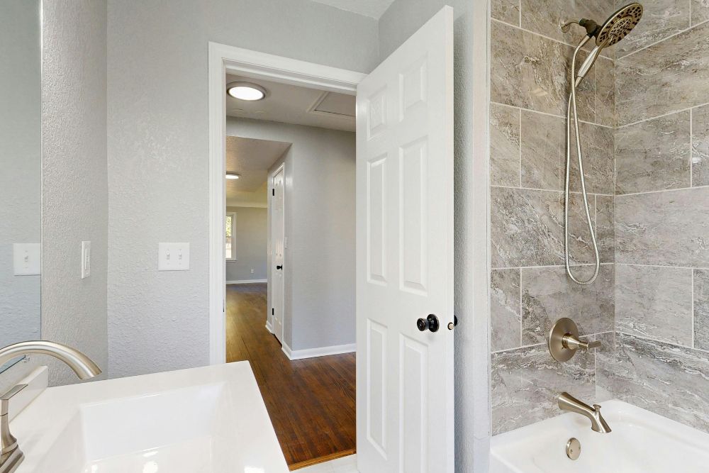 Bathroom Renovations in Toronto